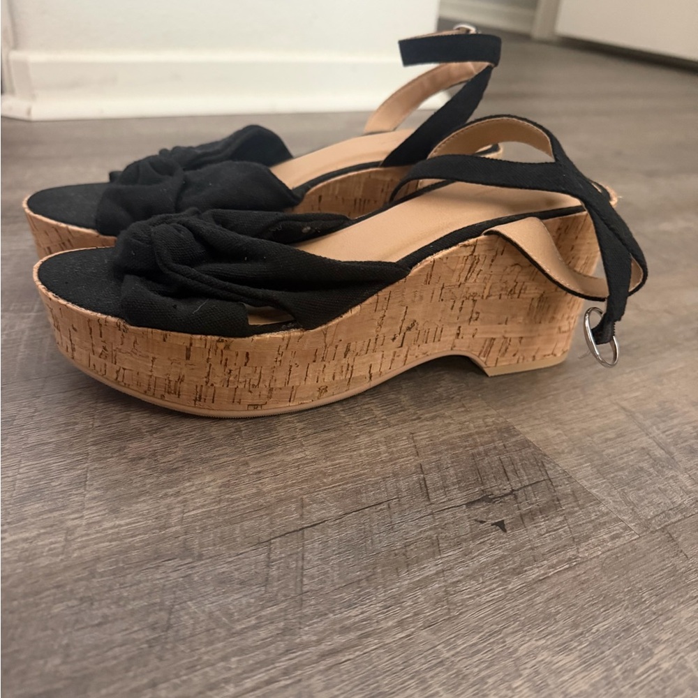 Universal Thread Black Knotted Cork-Style Wedge Sandals with Ankle Strap